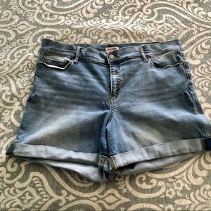 Women Juicy Couture Blue Jean Shorts size 16!